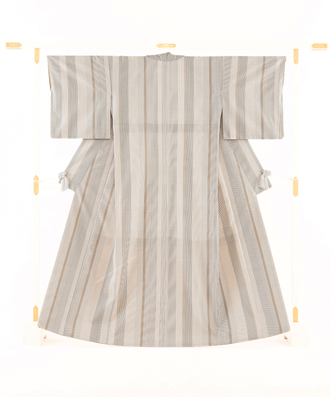 日本工芸会正会員 築城則子作　小倉織絹着物のメイン画像