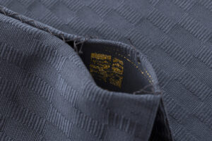 人間国宝 細見華岳作　綴織 八寸名古屋帯のサブ5画像