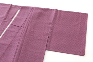 秋山眞和作　貝紫染め新小石丸綾の手花織紬着物のサブ1画像