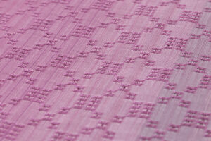 秋山眞和作　貝紫染め綾の手花織紬着物のサブ8画像