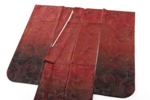 都喜エ門製　大島紬振袖「深紅地薔薇模様」のサブ1画像