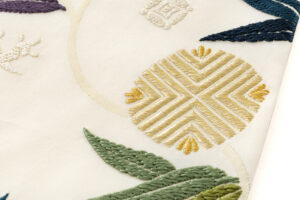 西陣 織文意匠鈴木製　袋帯地　「吉祥笹蔓文様」　未仕立て品のサブ3画像