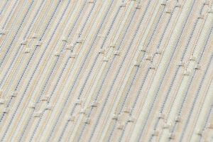 秋山眞和作　花織 綾の手紬 着物地　未仕立て品のサブ5画像