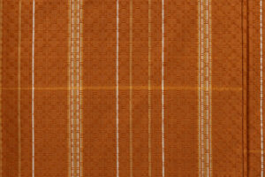 秋山眞和作　花織 綾の手紬 着物地　未仕立て品のサブ2画像