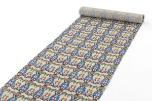 人間国宝 玉那覇有公作　本紅型染 重要無形文化財 越後上布 九寸名古屋帯地　「カラコンテリギ文様」　未仕立て品のサブ1画像