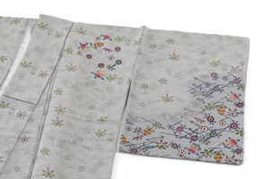 日本工芸会正会員 城間栄順作　本紅型染 訪問着のサブ1画像