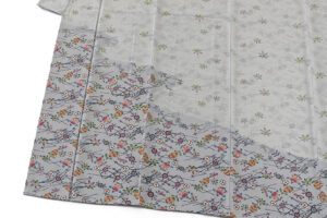 日本工芸会正会員 城間栄順作　本紅型染 訪問着のサブ3画像