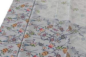 日本工芸会正会員 城間栄順作　本紅型染 訪問着のサブ5画像