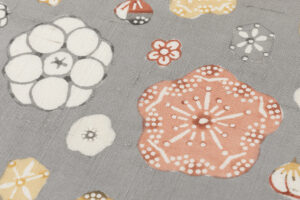 国画会会員 岡本紘子作　型絵染 紬九寸名古屋帯　「花二月」のサブ3画像