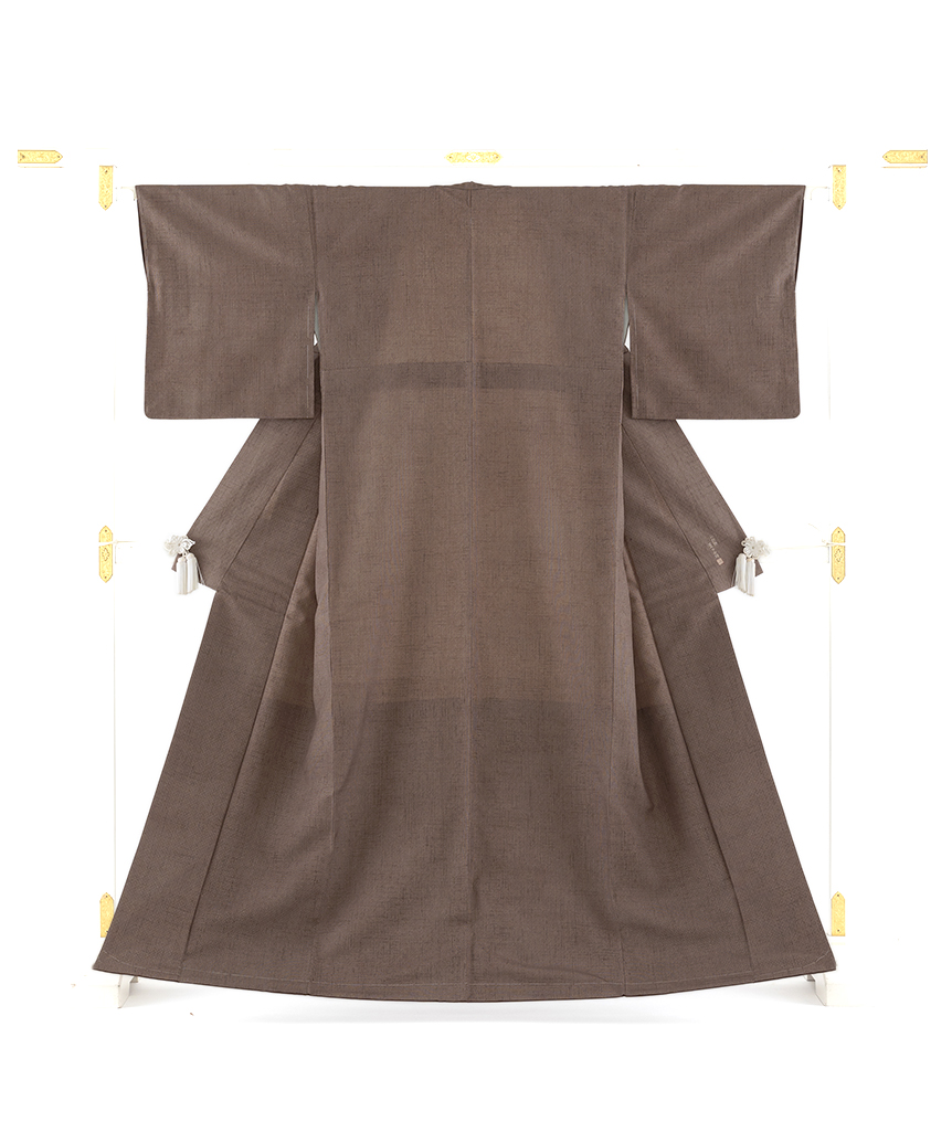 5/ 希少 超美品 本場 久米島紬 織り人 与座信子 着物 ◇ 沖縄 伝統織物 小紋 ブラックがかったダークブラウン系 正絹 手織り ▼7E 5/ 希少 超美品 本場 久米島紬 織り人 与座信子 着物 ◇ 沖縄 伝統織物