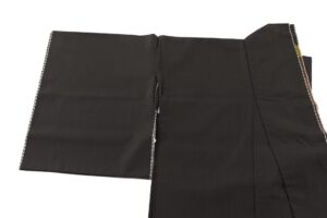 日本工芸会正会員 山下芙美子作　本場黄八丈 訪問着地　未仕立て品のサブ2画像